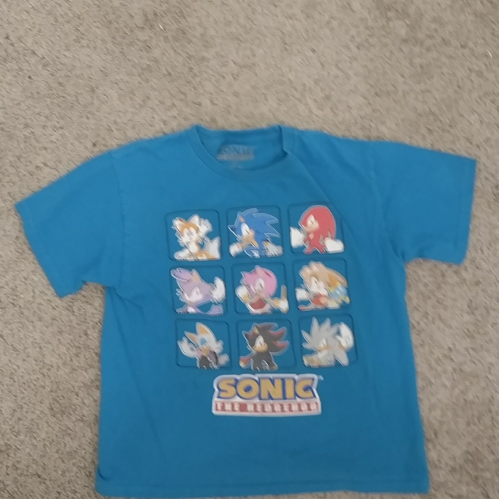 Sonic tee shirt